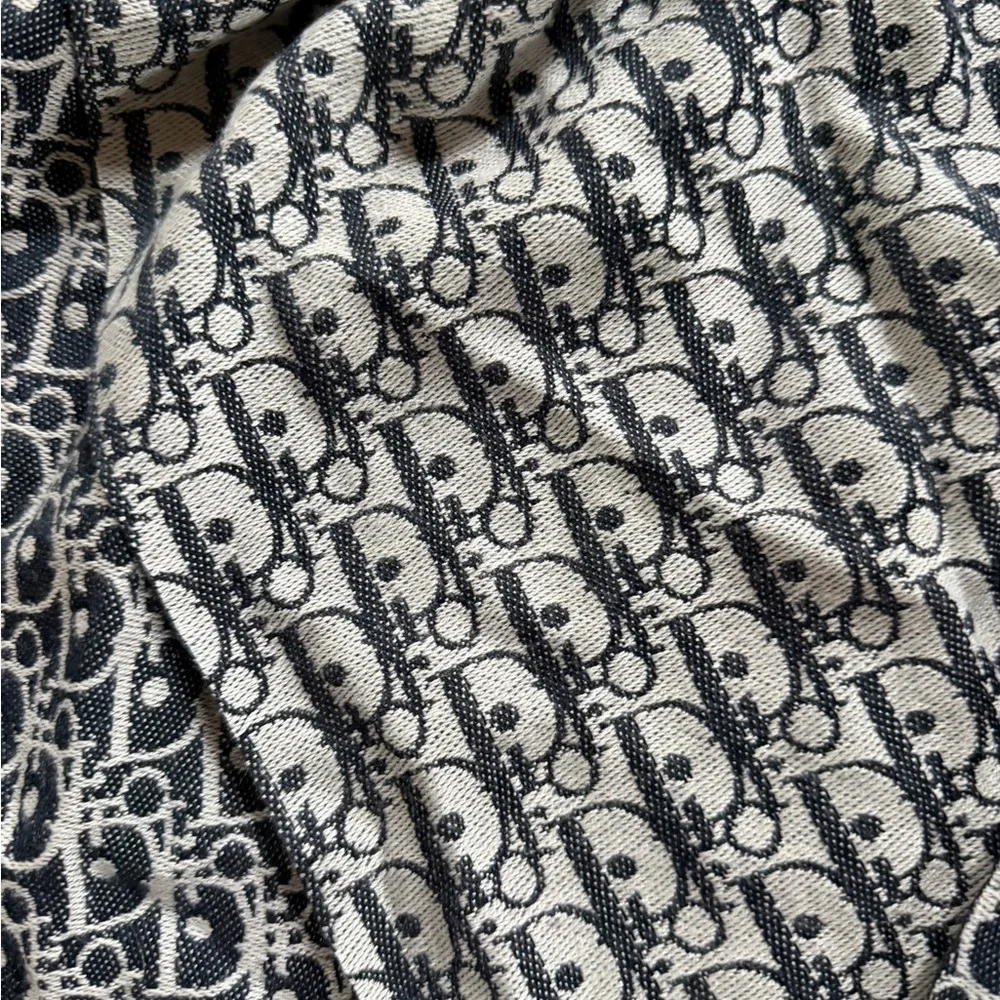 Christian Dior black & white scarf. Oblique jacquard pattern, fringe finish - Picture 4 of 7